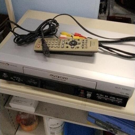 0428-089 Panasonic NV-HV62 ビデオデッキ