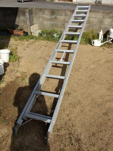 決まりました!!アルミのハシゴ