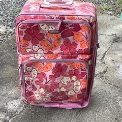 【無料】アロハ柄　ピンク　スーツケース
