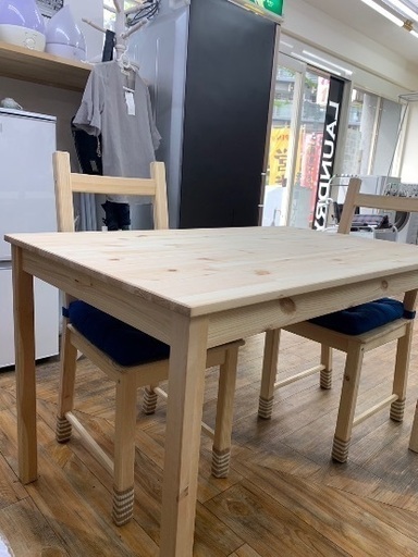 IKEA  ダイニングテーブル　INGO サイズ　120×75×73 イス　2脚