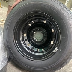 ハイエースタイヤ ホイール スーパーGL 新車外し 鉄チン ブリヂストン 