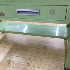 【エコツール半田店】サカエ 作業台(鍵なし)600x1200x720【愛知県/名古屋市/知立市/半田市/岡崎市/工具】【ITSJ4CY9JPRM】★出張買取も好評受付中！