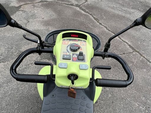 程度の良いシニアカー／セニアカー  スズキET4E 即使用可能、動作確認済、新品バッテリー交換済 程度の良いシニアカー／セニアカー スズキET4E 即使用可能、動作確認済