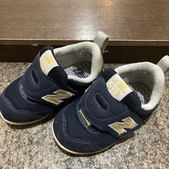 子供靴 ニューバランス 13cm 