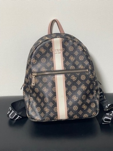 GUESS リュック