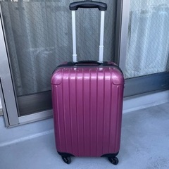 スーツケース！機内持ち込みサイズ！