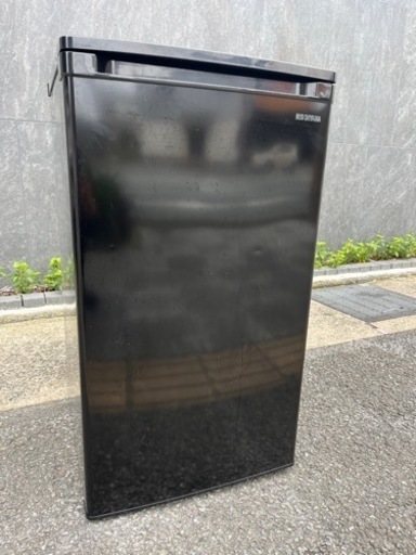 値下げしました。アイリスオーヤマ60L冷凍庫　IUSD-6A　2020年製