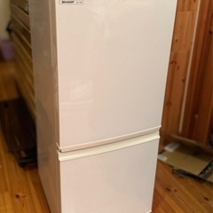 冷蔵庫（シャープ SJ-T14R）