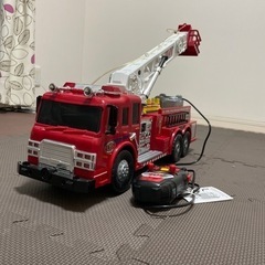 おもちゃ 消防車　はしご車　ラジコン　無料