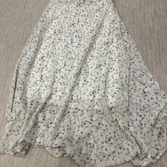 韓国　花柄　スカート