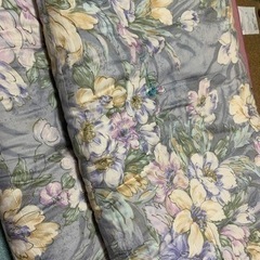 無料　水色　家具 寝具 布団　敷き布団　花柄　