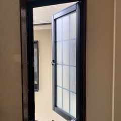 キッチン窓の開閉網戸の新規設置の画像
