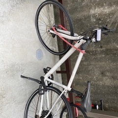 自転車 クロスバイク キャノンデール