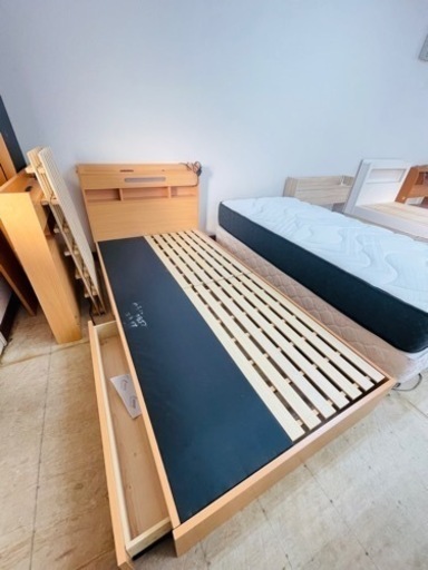 家具 ベッド シングルベッド