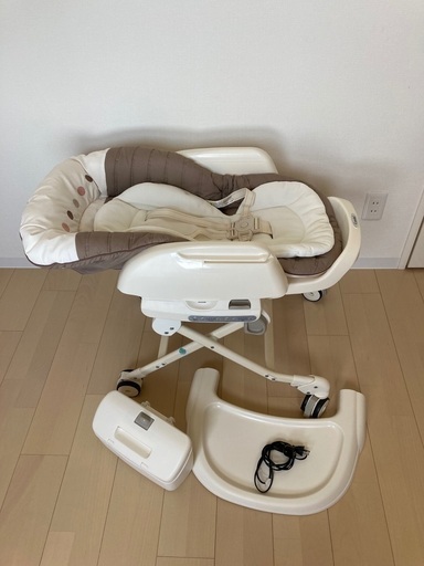コンビ　電動ハイローチェア　ネムリラ