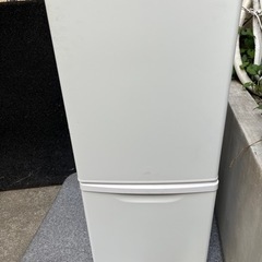 美品　2021年製　パナソニック　冷蔵庫　138ℓ　家電 キッチ...