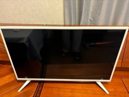 ハイビジョン液晶TV32型（白）