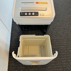 事務用品シュレッダー