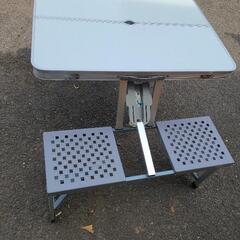 折り畳み式テーブル+椅子