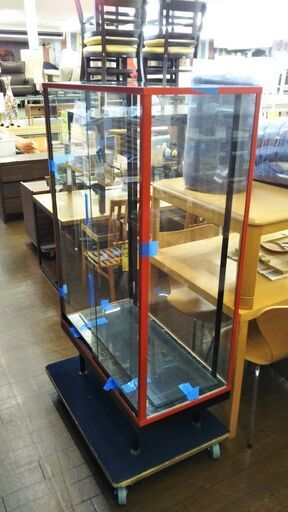 ガラスショーケース【引取限定・現状渡し】カグマニア ガラスショーケース【引取限定・現状渡し】カグマニア