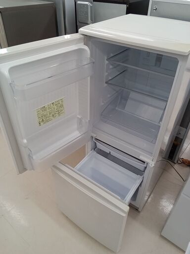 都内送料無料！セット割有り】 SHARP 冷蔵庫 137L 2018年製