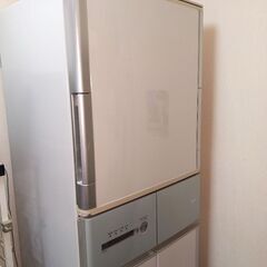 大型冷凍冷蔵庫（416Ｌ）（w68 x h180 x d68cm）