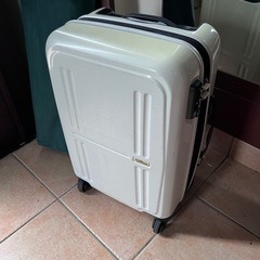 【ネット決済】スーツケース　白