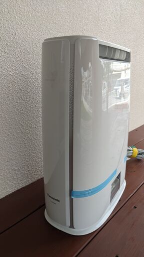 ※取引中【除湿器】ほぼ未使用　パナソニック　Panasonic　衣類乾燥除湿機  F-YZVX60-C