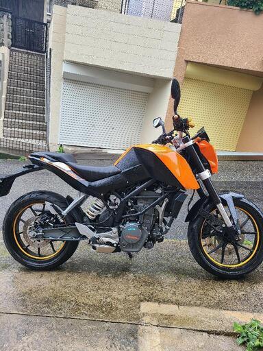 KTM 125デューク ABSモデル ローダウン済