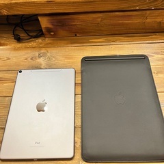 iPad pro10.5 64GB 本革スリーブ付き セルラー