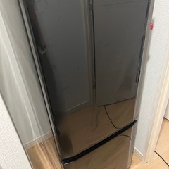 【再掲載】冷蔵庫洗濯機レンジ(18年製造)&家具3点