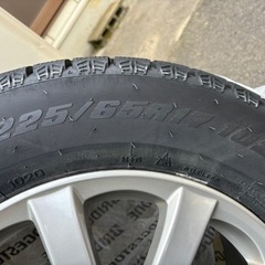 RAYS STERN17x7JJ、スタッドレスタイヤ付き一台分。