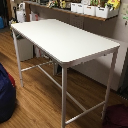 IKEA トッマリード　テーブル　ホワイト