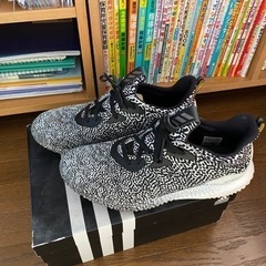 アルファバランス？adidas