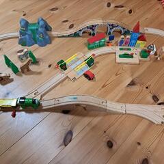 木製おもちゃ 線路、電車