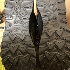 トレッキングシューズ　ノースフェイス