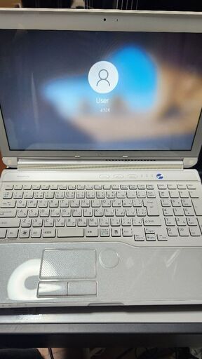 富士通　LIFEBOOK AH56/E　CPU：Core I5　メモリ：8GB　SSD：120GB　Blu-ray