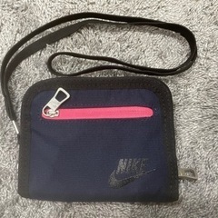 　NIKE財布