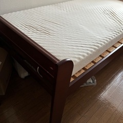 譲ります　木製　シングルベッド