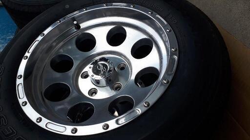 車のパーツ タイヤ、ホイール