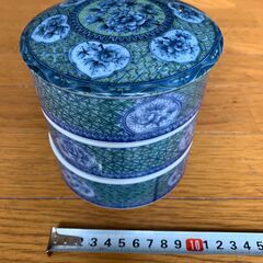 陶器丸重箱（藍柄）１セット