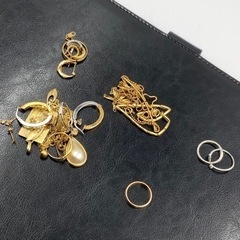 金、プラチナ、ダイヤモンド、色石