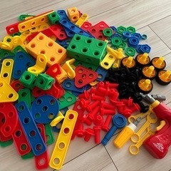 おもちゃ パズル　ねじ遊び　工具　子供