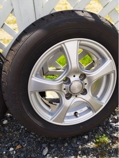 VOLVO V40 純正ホイール YOKOHAMA ICE GUARD IG60 205/55R16