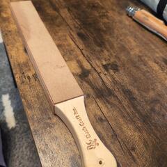 キャンプ用品(キャプテンスタッグタープ、キャプテンスタッグクッカーセット、オピネルナイフ×2、ブッシュクラフト革砥、バーナー)