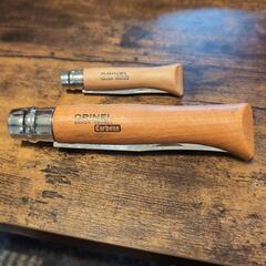 キャンプ用品(キャプテンスタッグタープ、キャプテンスタッグクッカーセット、オピネルナイフ×2、ブッシュクラフト革砥、バーナー)