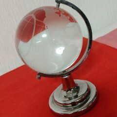 【×】地球儀　ガラス製