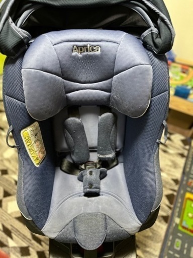 Aprica クルリラ 360°回転シート チャイルドシート
