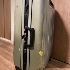スーツケース（古い&傷・シール残りあり）
