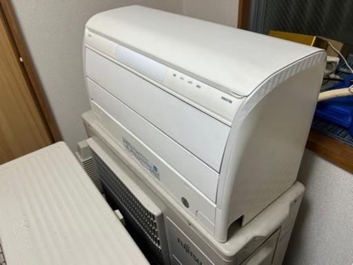 fujitsuエアコン 5.6kw 18畳-23畳